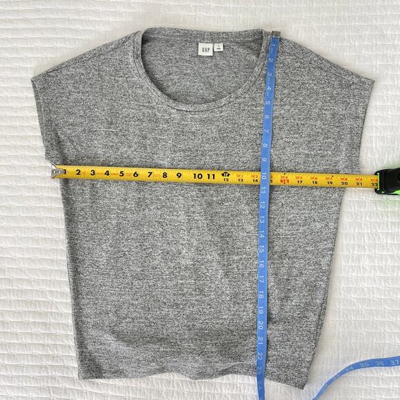 New Bundle of 2 Gap Women's Knit Short Sleeve Tops in Black and Gray Size M - Picture 6 of 9